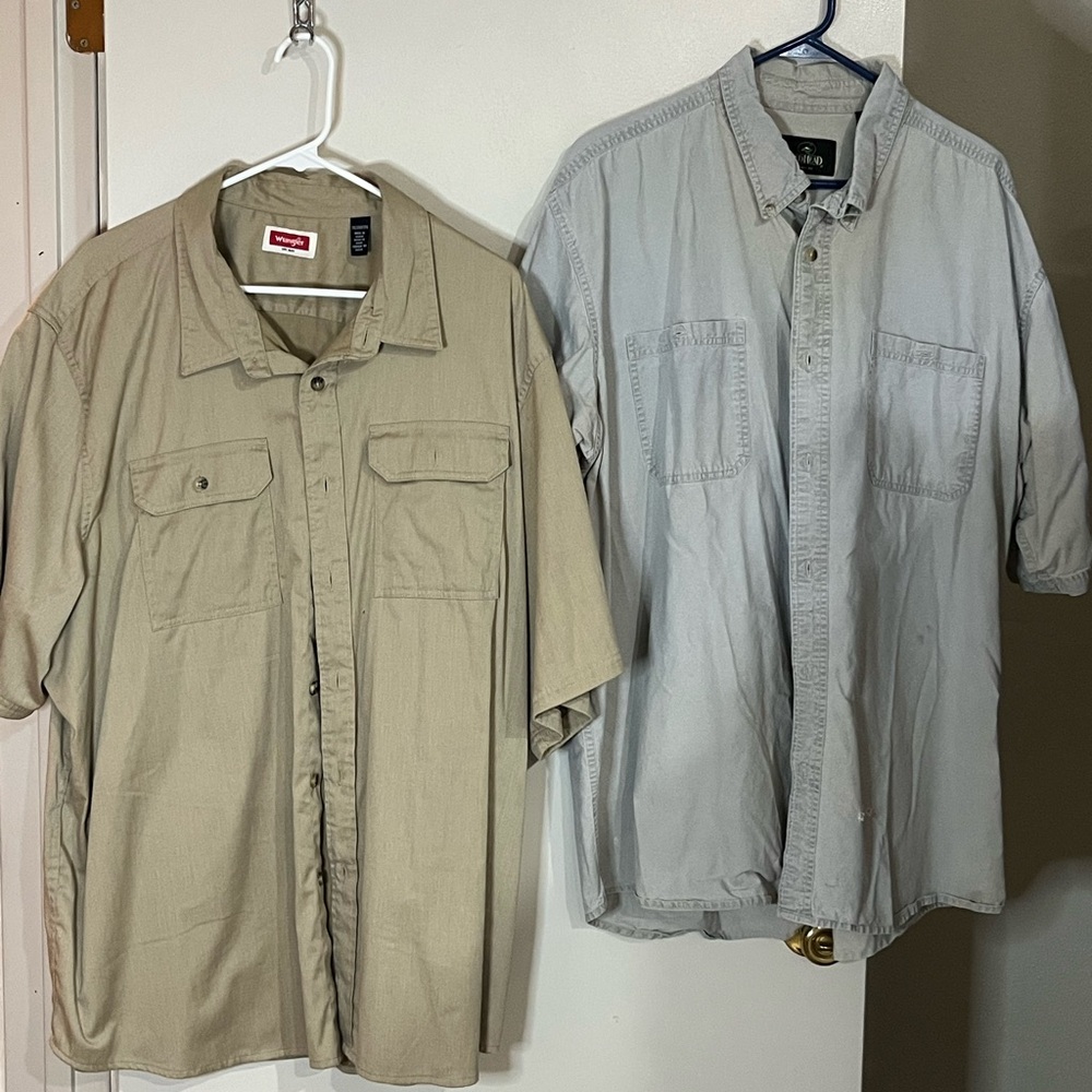 Lot of 2 Work Shirts Redhead and Wrangler Gray and Tan Short Sleeve Shirts